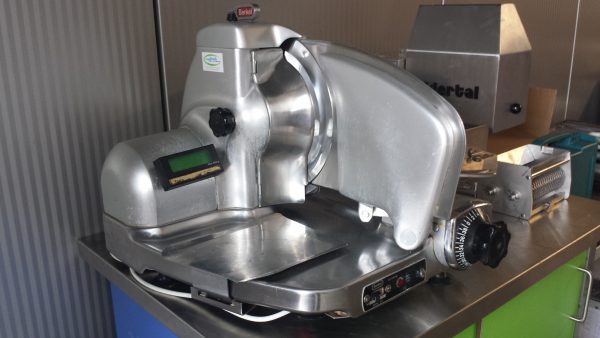 Mooie Berkel 834 met weegschaal.